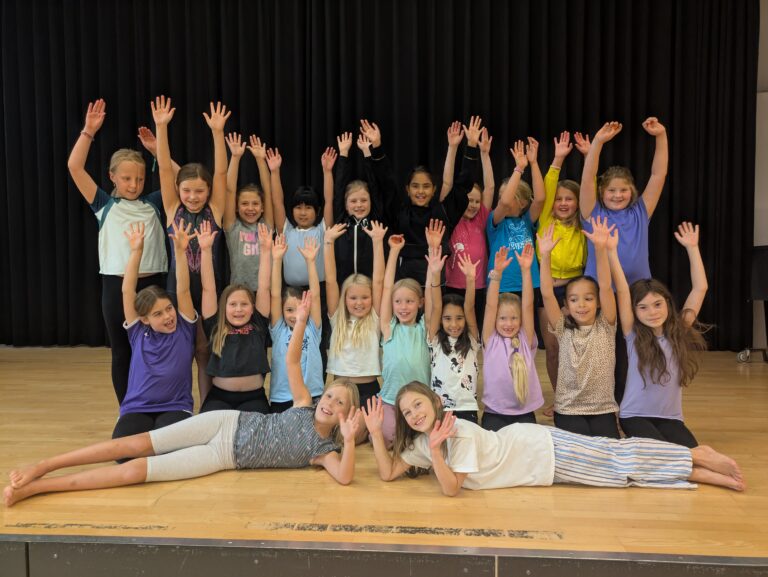 Dance Kids & Crazy Jumpers lassen am Krautfest die Bühne beben